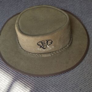 Bukskin by uniek Veldsun Hat